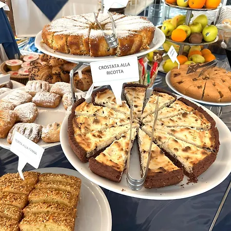 Angeles - Fronte Mare 3*