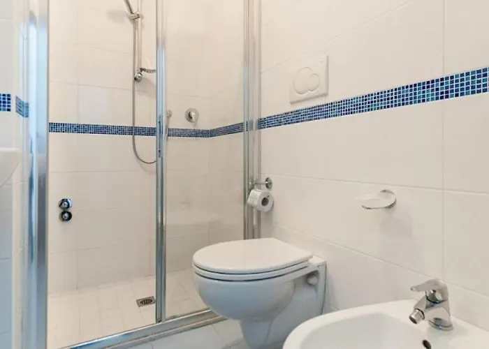 Angeles - Fronte Mare מלון 3*