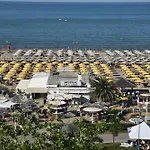 Angeles - Fronte Mare 3* ريتشيوني