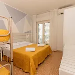 Angeles - Fronte Mare 3*