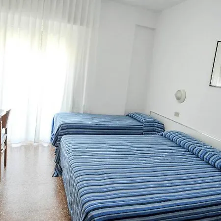 Angeles - Fronte Mare Szálloda Riccione