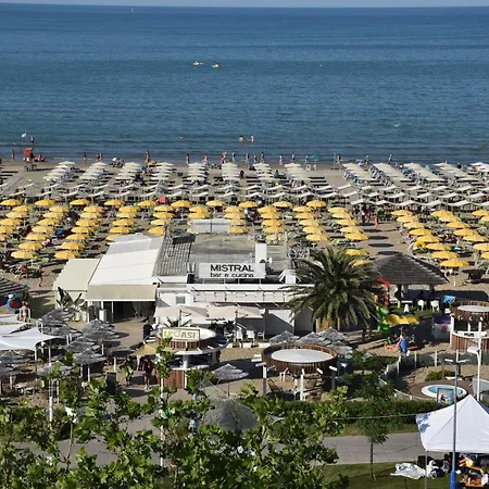 Angeles - Fronte Mare 3* ريتشيوني