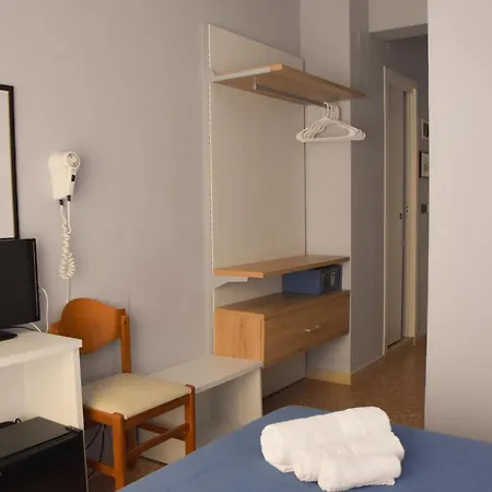 Angeles - Fronte Mare Hotel Riccione